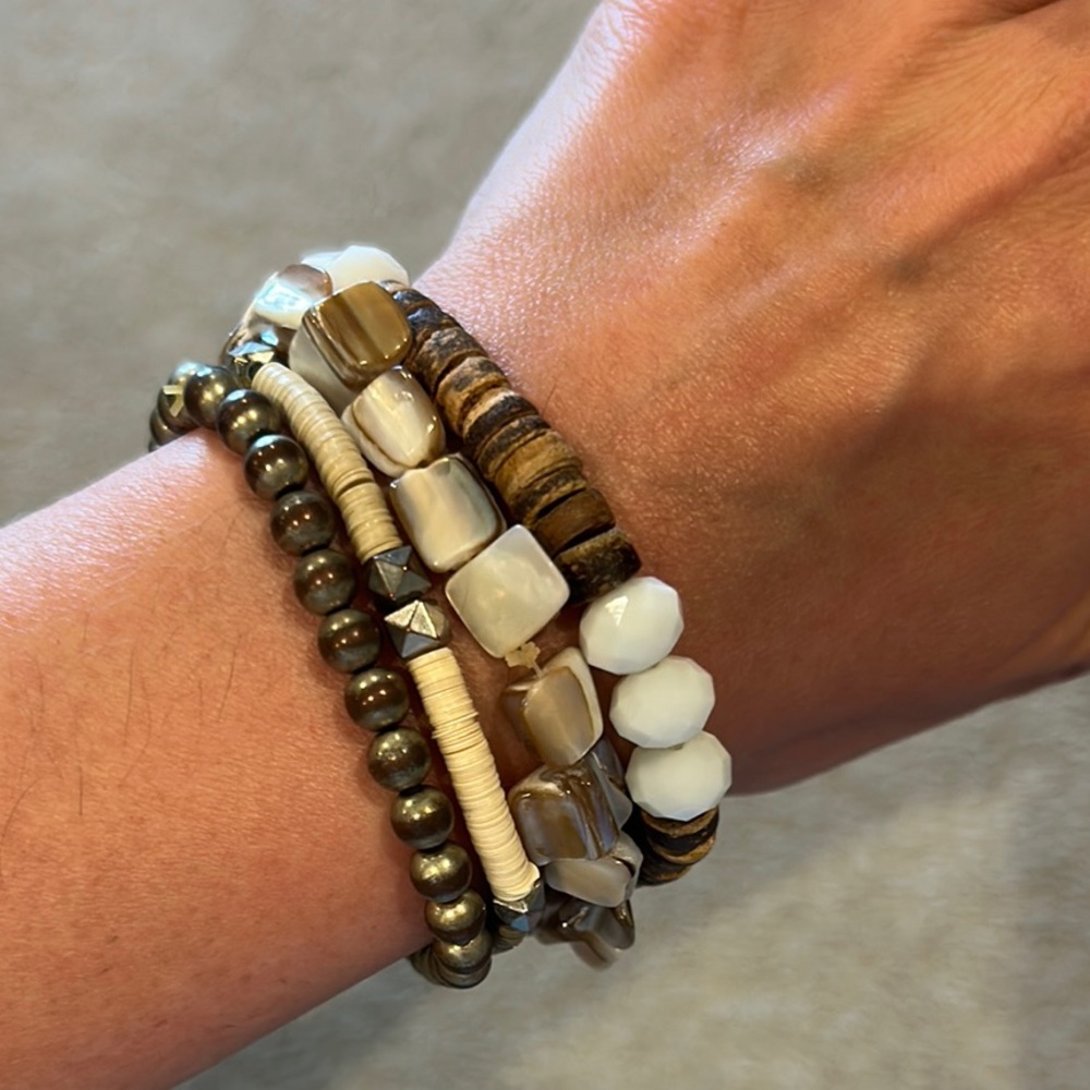 Chic Beaded Bracelet Set in Brown and Cream